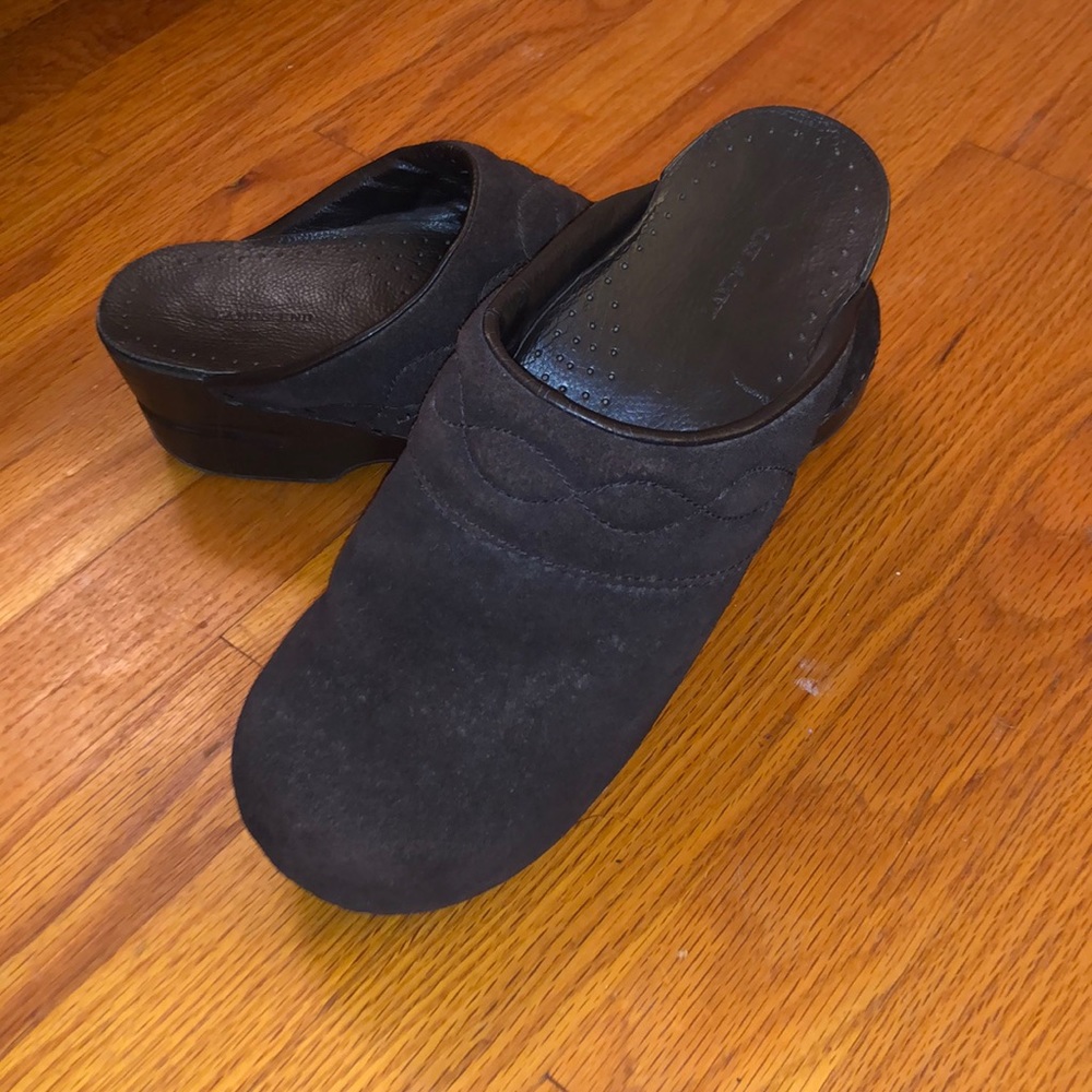 Land's End Dark Brown Clogs // 9